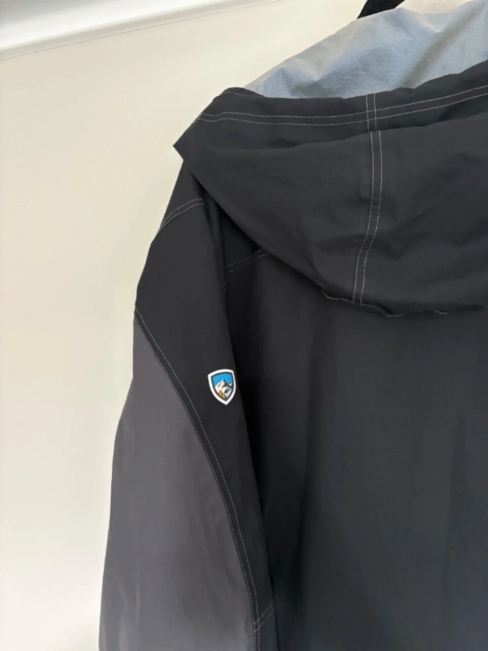 KUHL Men’s Jacket - Picture 12 of 15